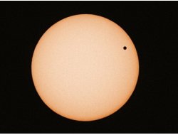 Venüs Güneş'in Önünden Geçti