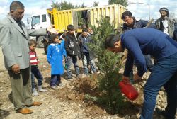 Siverek Karacadağ ilköğretim okulu öğrencileri fidan dikti