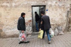 Azim Der’den muhtaç Suriyeli ailelere yardım