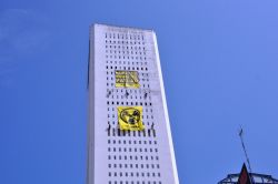 Mersin’in en yüksek binasında nükleer karşıtı eylem