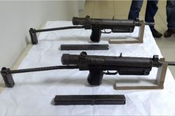 Diyarbakır’da kaçak silah baskını