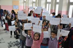 Miniklerden ‘Kardeşimle El Ele’ etkinliği