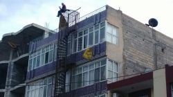 Çocuğu hastanede rehin tutulan baba intihara kalkıştı