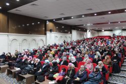 Mardin Müftülüğünden kadınlara konferans ve tiyatro gösterimi