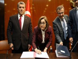 Büyükşehir kadrolu işçilere yüzde 11 zam yaptı