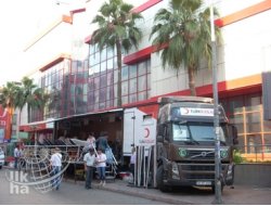 Kızılay, TIR Konteynerleriyle Kan Bağışı Topluyor