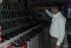 Kızıltepe'deki esnaflardan elektrik kesintisine tepki