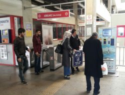 Li giştîyê Tirkîyeyê elektrik kut bû