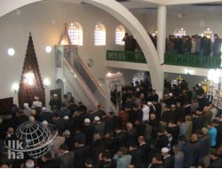 Cuma'da "Çocuk Terbiyesi" Konusu İşlendi