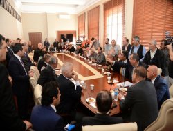 Taksiciler sorunlarını anlatmakla bitiremediler