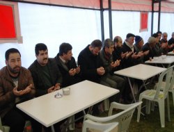 HÜDA PAR Muhteber annenin ailesine taziye ziyaretinde bulundu