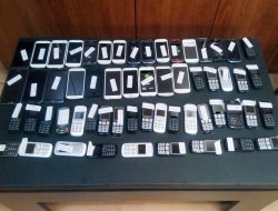 Siirt’te kaçak cep telefonu baskını