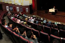 Gaziantep Üniversitesi’nde ‘21.Yüzyılda Türkiye ve İslam’ konferansı