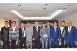 YGS’de başarılı öğrenciler Batman Valisini ziyaret etti