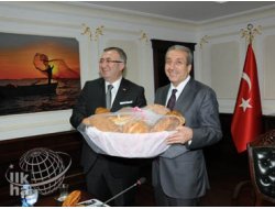 Fırıncılardan Bakan Eker'e Teşekkür Ziyareti