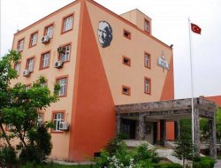 Batman Ziya Gökalp Ortaokulundaki öğretmene yapılan saldırı kınandı