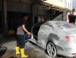 Toz bulutu Çınar'da oto yıkamacılara yaradı video