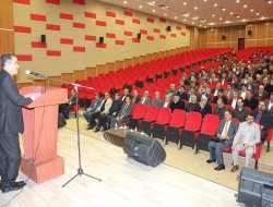 Vali Musa Işın: "İslam bu toplumun şeref ve haysiyetidir"