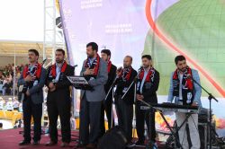 İlahi Sanatçıları Diyarbakır'daki kutlu doğum coşkusunu anlattı