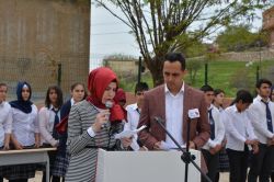 Kozluk'lu liseli öğrenciler Kutlu Doğumu kutladı