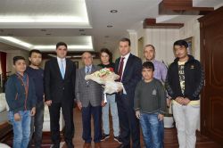 Talasemili çocuklardan Batman Valisi Vali Azmi Çelik’e ziyaret foto