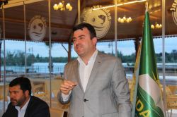 ‘Hür Aday’ Yavuz, Birecik'te halkla bir araya geldi