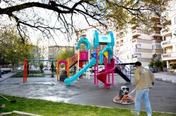 Aksaray Belediyesi parkların yenilenme ve çevre düzenlemesine başladı