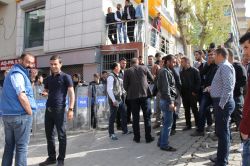 Şırnak'da DEDAŞ işçileri DEDAŞ'ı protesto etti