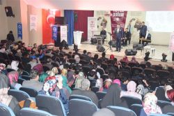 Gaziantep’te ‘Gençlik Kutlu Doğumda Buluşuyor’ etkinliği