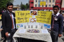 Batmanlı öğrencilerden insanlık dersi