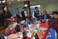 Tatvan kaymakamı öğrencilerle buluştu