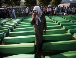 Srebrenitsa katliamı sanığı aklandı