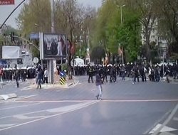 1 Mayıs son gerginliğinde arbede yaşanmaya devam ediyor