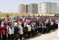 Batman Mehmet Akif Ersoy Anadolu Lisesinde kutlu doğum etkinliği 2015