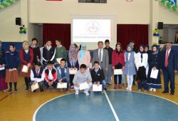 Bingöl'de liseler arası bilgi yarışması yapıldı