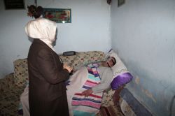 Ağrı Valiliği’nden muhtaç ailelere yardım