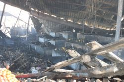 Semt pazarı esnafı Büyükşehir Belediyesi  tarafından daha önce tehdit edilmiş foto video