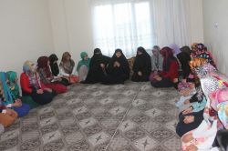 Alpat, Kızıltepe'de Zeynebiye Medresesini ziyaret etti video