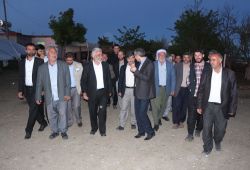 Yapıcıoğlu'nun seçim çalışmaları gece de devam ediyor foto video