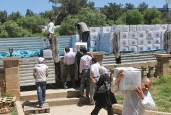 Suudi’den Suriyelilere yardım video