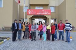 Üniversitesi öğrencilerinden Huzurevine ziyaret