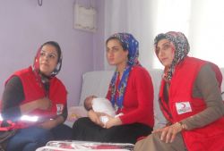 Kızılay Batman Şubesi anneler gününü kutladı