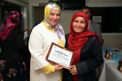 AKMEK’ten 132 kursiyere sertifika verildi