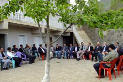 Bingöl bağımsız adayı Şahin, Solhan köylerini ziyaret etti