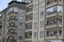 Gaziantep’te balkonlar çiçek açtı