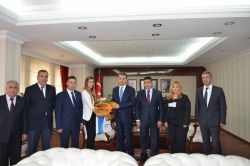 Batman'da Sosyal Güvenlik Haftasını kutladı