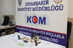 Diyarbakır’da tefeci baskını: 7 silah ve yaklaşık 2 Milyon TL değerinde belgeler ele geçirildi