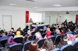 ’Osmanlı’da Ordu ve Savaş’ konferansı