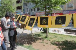 Öğrencilerinden resim sergisi