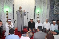 Urfalılar Miraç gecesinde Balıklıgöl’e akın etti